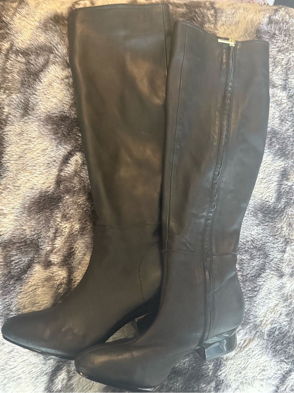 Pashion convertible boots 7.5